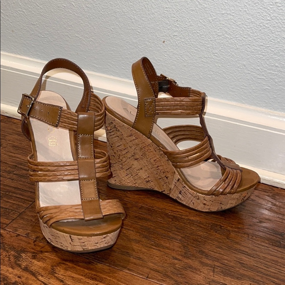 COPY - Aldo wedges